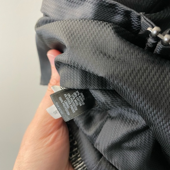 Express Vest, Size 10 - Picture 7 of 7